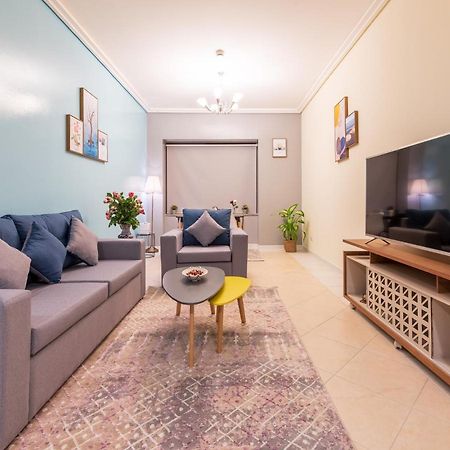 Trinity Holiday Homes - Sheikh Zayed Road Near To Financial Center Metro Station Dubaj Zewnętrze zdjęcie