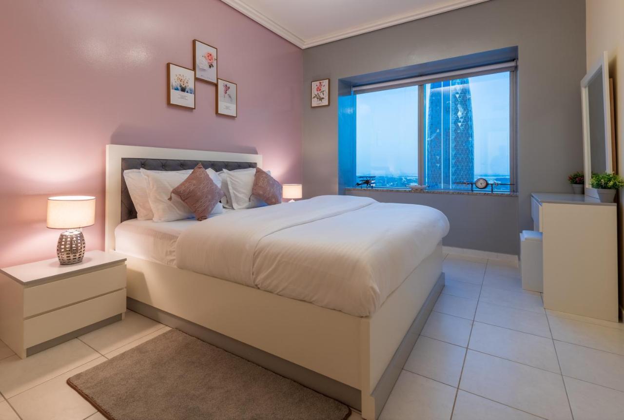Trinity Holiday Homes - Sheikh Zayed Road Near To Financial Center Metro Station Dubaj Zewnętrze zdjęcie