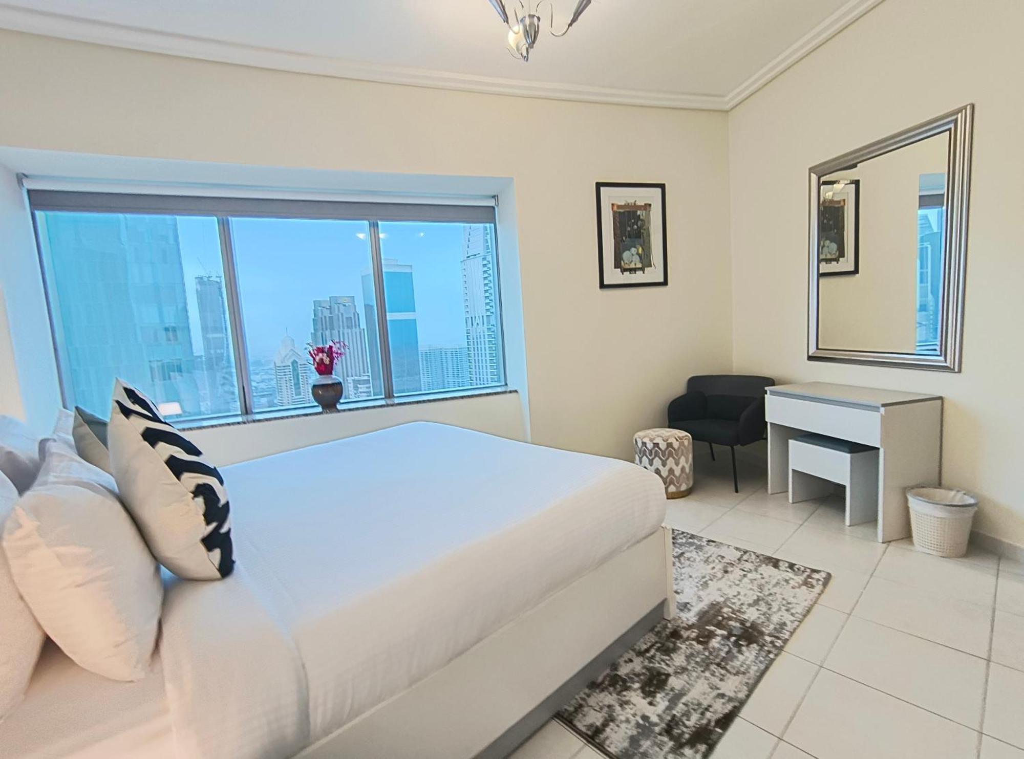 Trinity Holiday Homes - Sheikh Zayed Road Near To Financial Center Metro Station Dubaj Zewnętrze zdjęcie