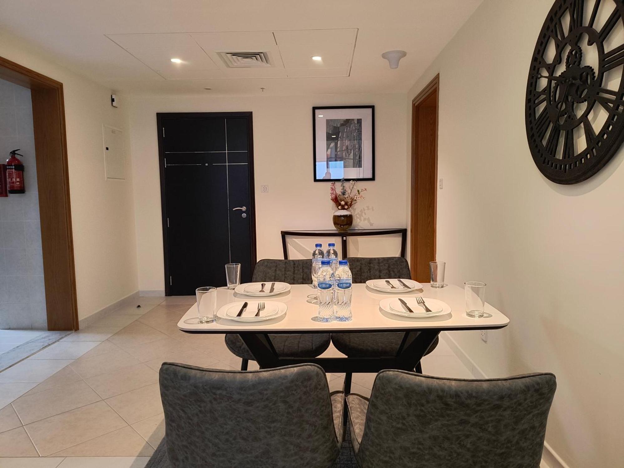 Trinity Holiday Homes - Sheikh Zayed Road Near To Financial Center Metro Station Dubaj Zewnętrze zdjęcie