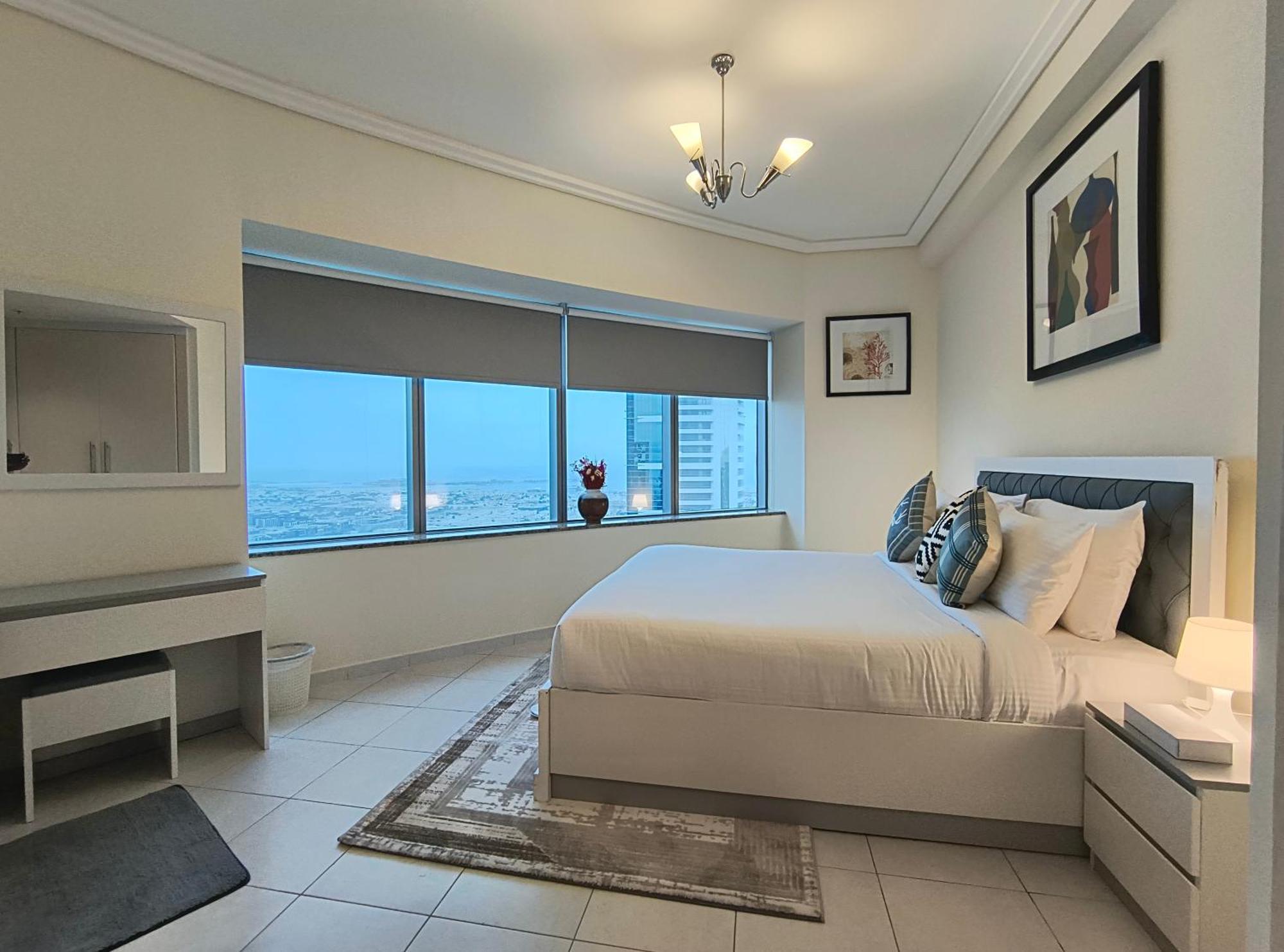 Trinity Holiday Homes - Sheikh Zayed Road Near To Financial Center Metro Station Dubaj Zewnętrze zdjęcie