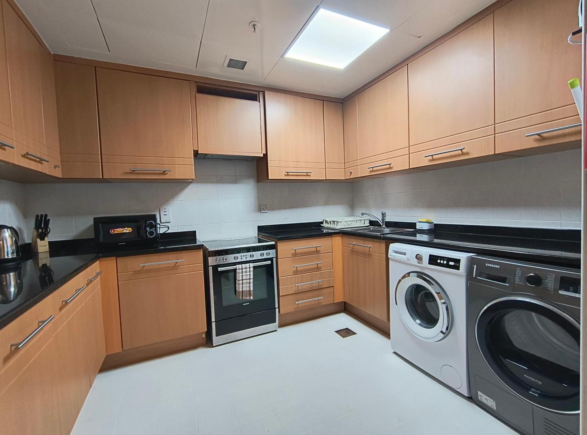 Trinity Holiday Homes - Sheikh Zayed Road Near To Financial Center Metro Station Dubaj Zewnętrze zdjęcie