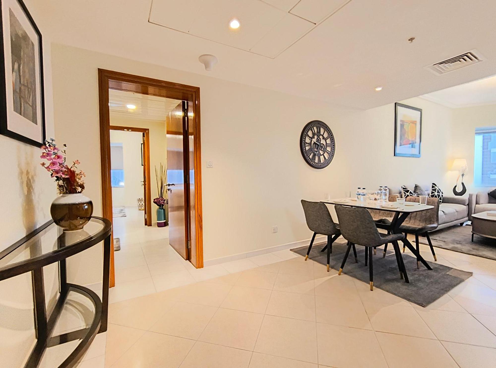Trinity Holiday Homes - Sheikh Zayed Road Near To Financial Center Metro Station Dubaj Zewnętrze zdjęcie