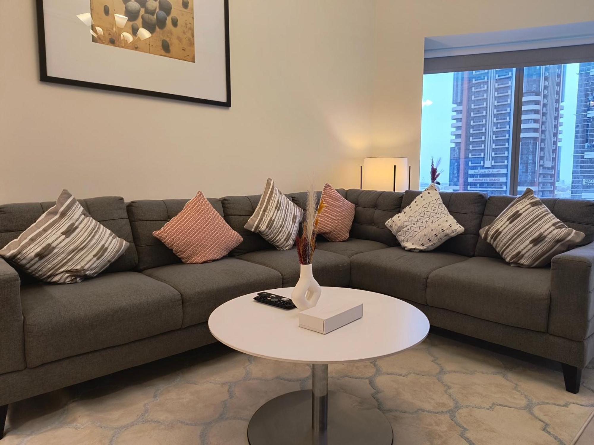 Trinity Holiday Homes - Sheikh Zayed Road Near To Financial Center Metro Station Dubaj Zewnętrze zdjęcie
