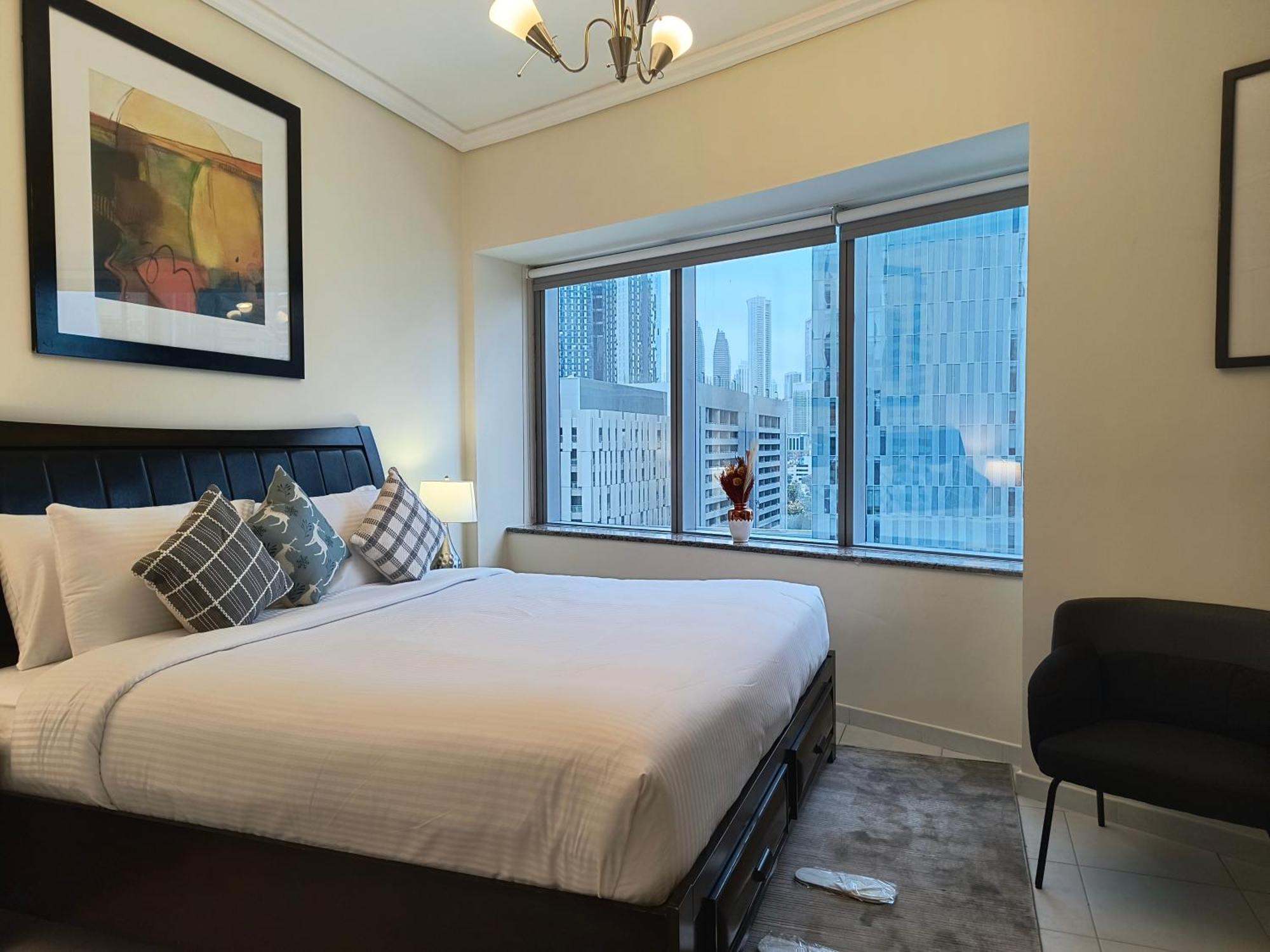 Trinity Holiday Homes - Sheikh Zayed Road Near To Financial Center Metro Station Dubaj Zewnętrze zdjęcie