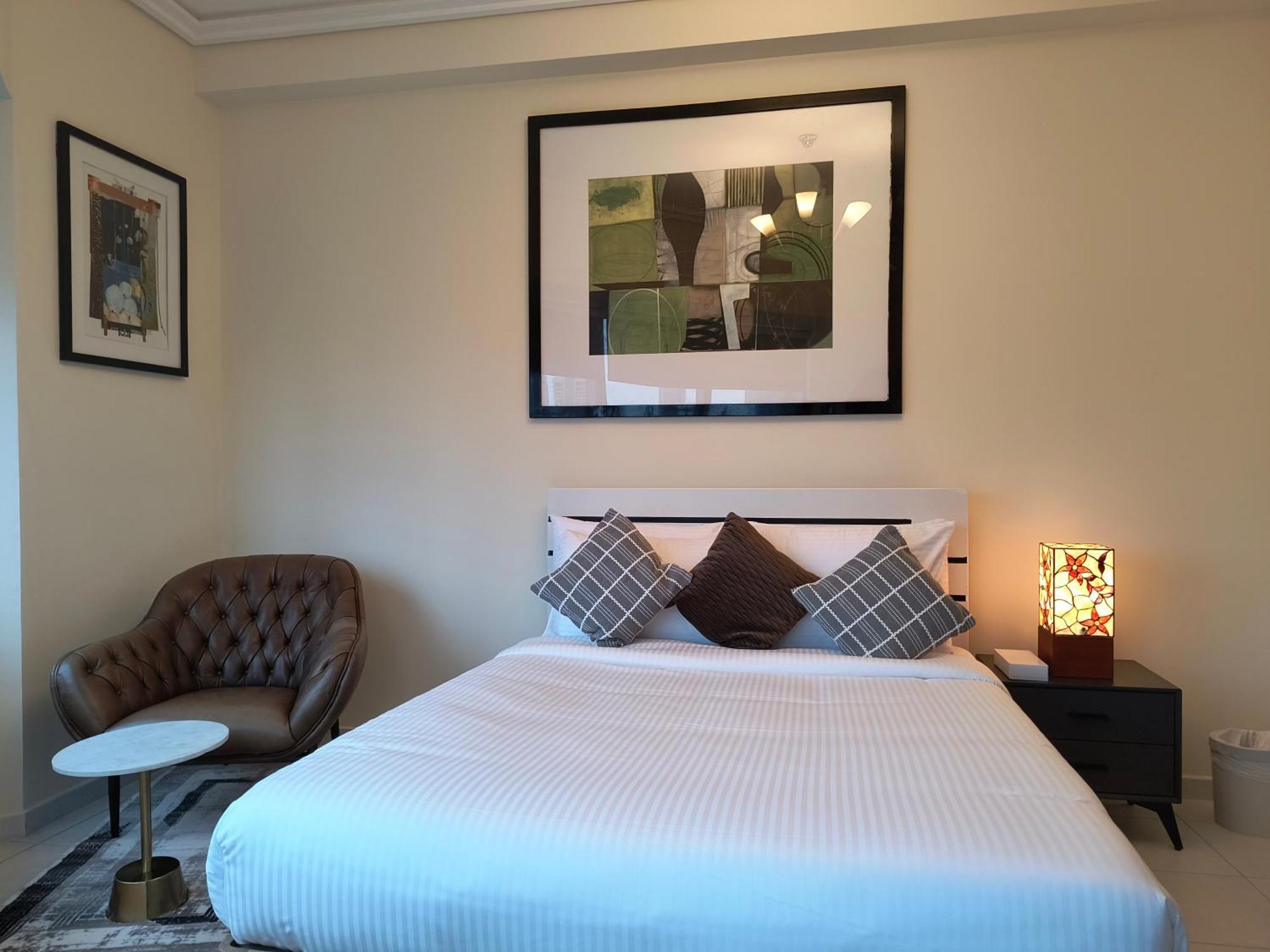 Trinity Holiday Homes - Sheikh Zayed Road Near To Financial Center Metro Station Dubaj Zewnętrze zdjęcie