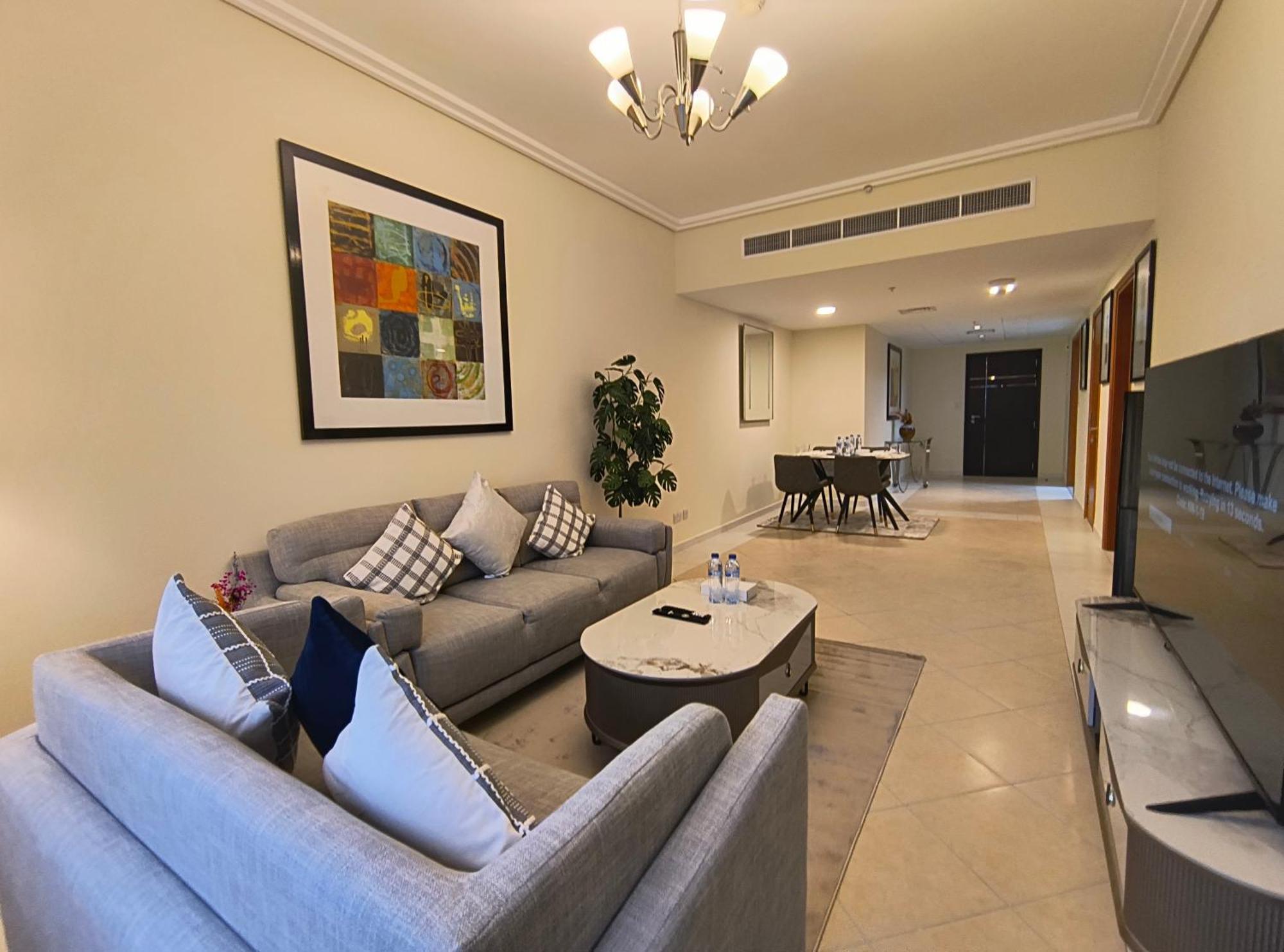 Trinity Holiday Homes - Sheikh Zayed Road Near To Financial Center Metro Station Dubaj Zewnętrze zdjęcie